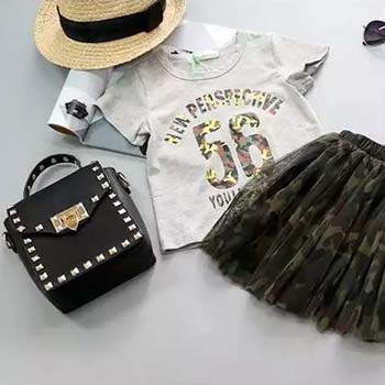 哈尔滨购物网夏季女童迷彩套装短袖T恤迷彩短裙两件套总代理批发